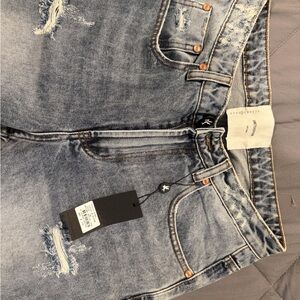 Trendy High Rise Distressed Jeans